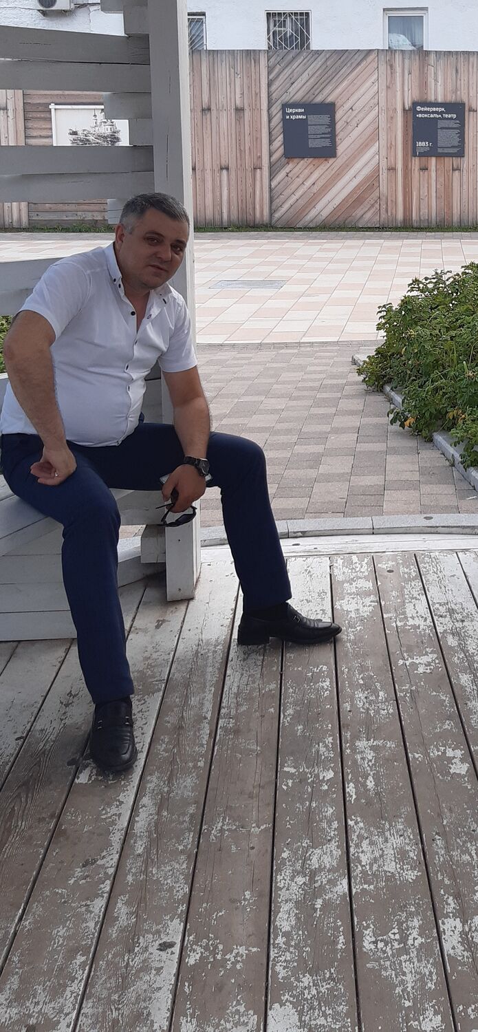  ,   Ruslan, 48 ,   ,   