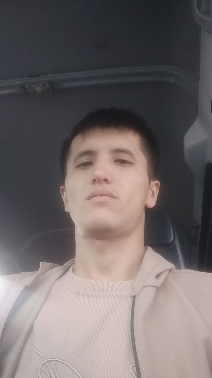 44827962  Doniyor, 25 ,    