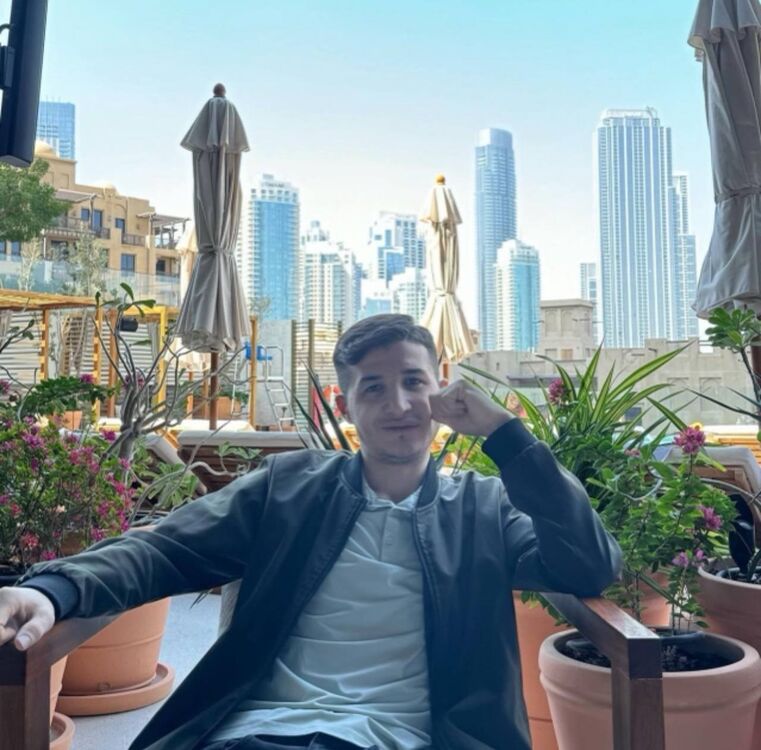  ,   , 27 ,   ,   
