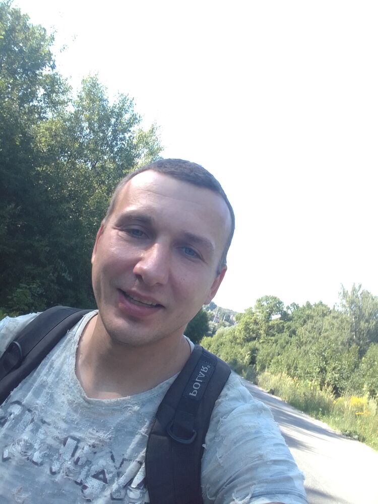  28340572  , 39 ,    