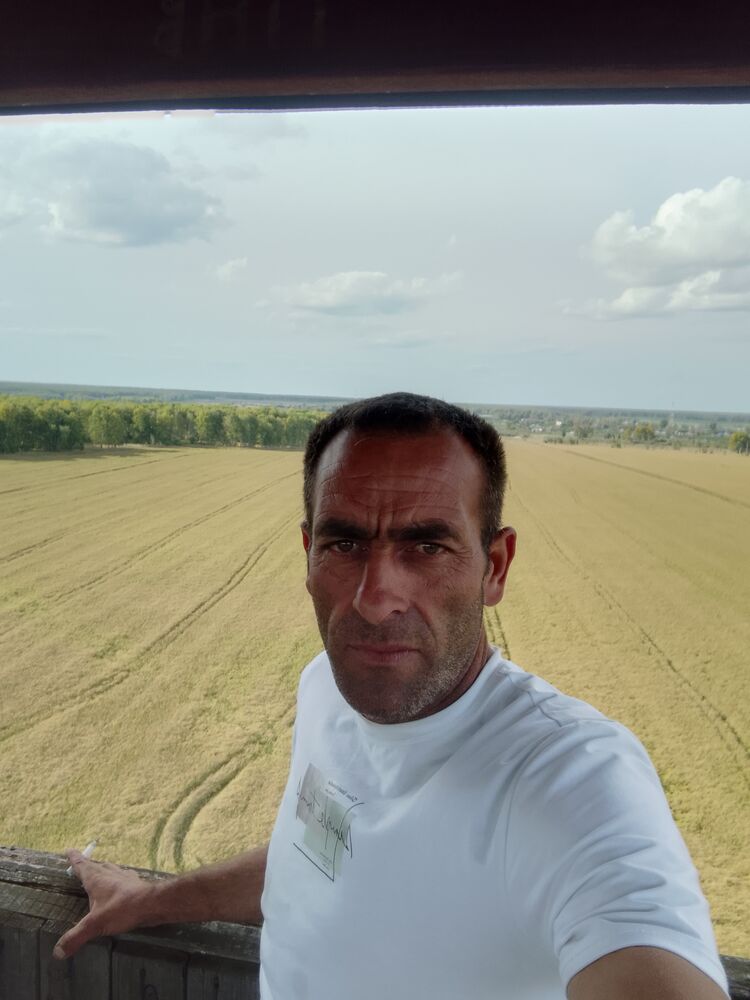  53349582  , 42 ,    