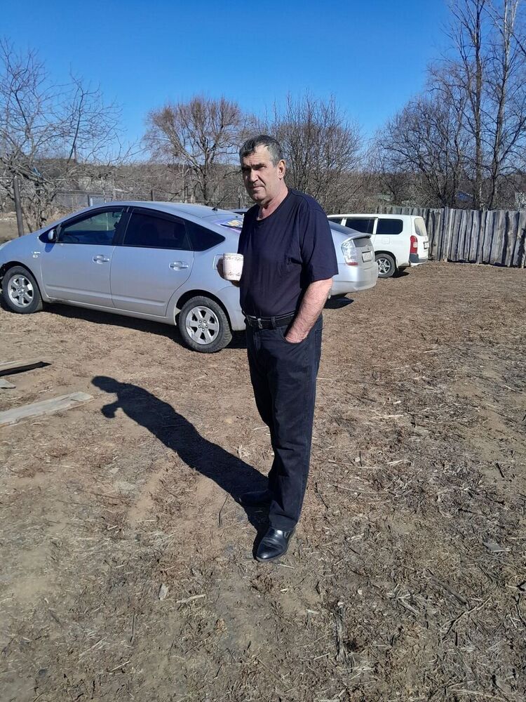  42117722  Mikhail, 50 ,    