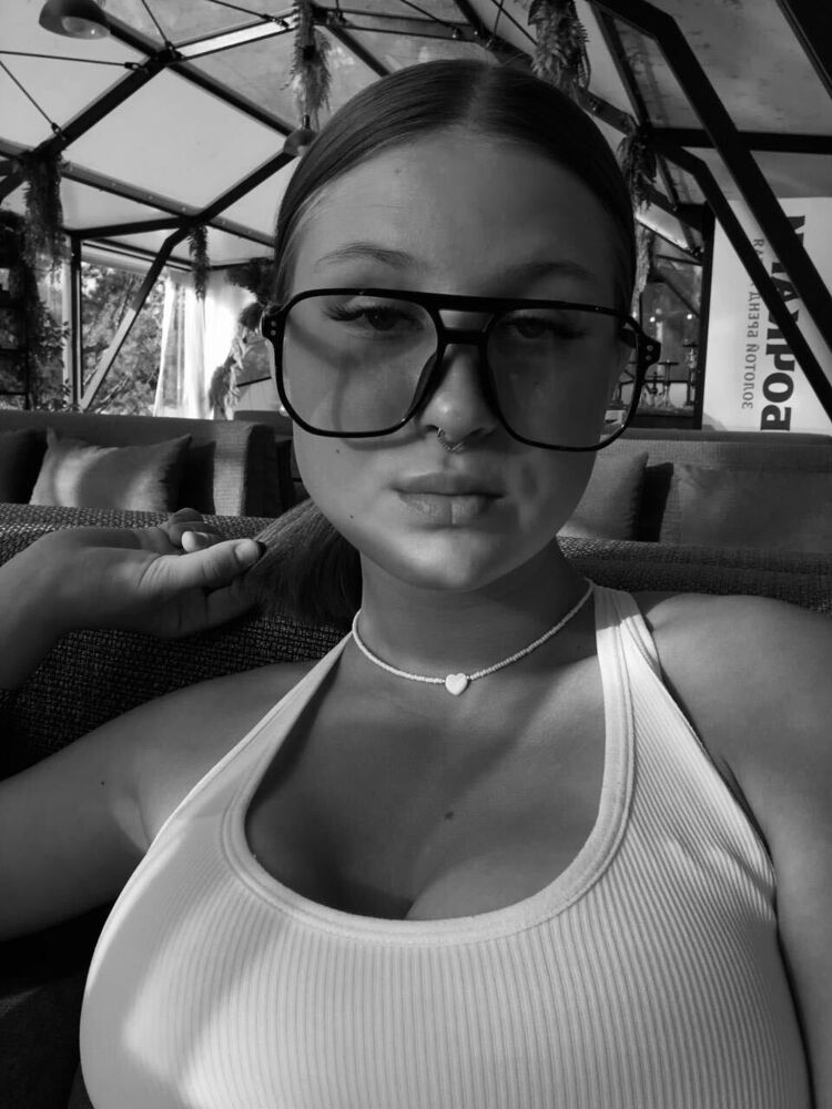  -,   , 24 ,   ,   