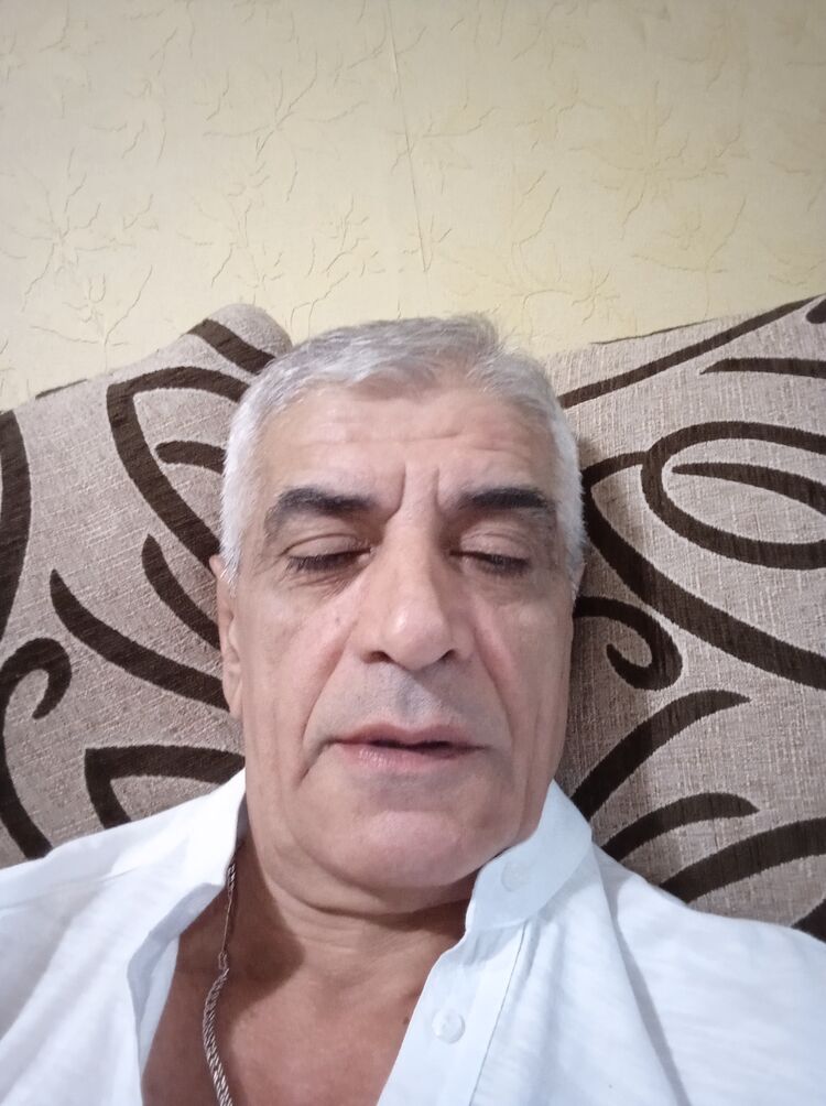  28555802  , 50 ,    