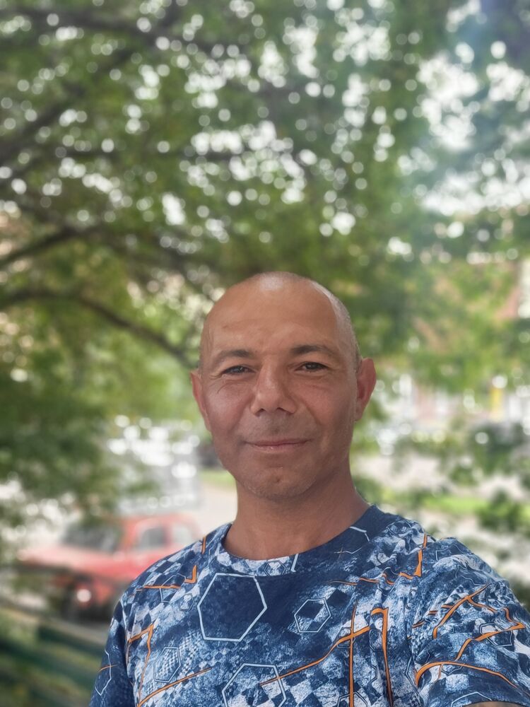  29188372  Oleg, 48 ,    -