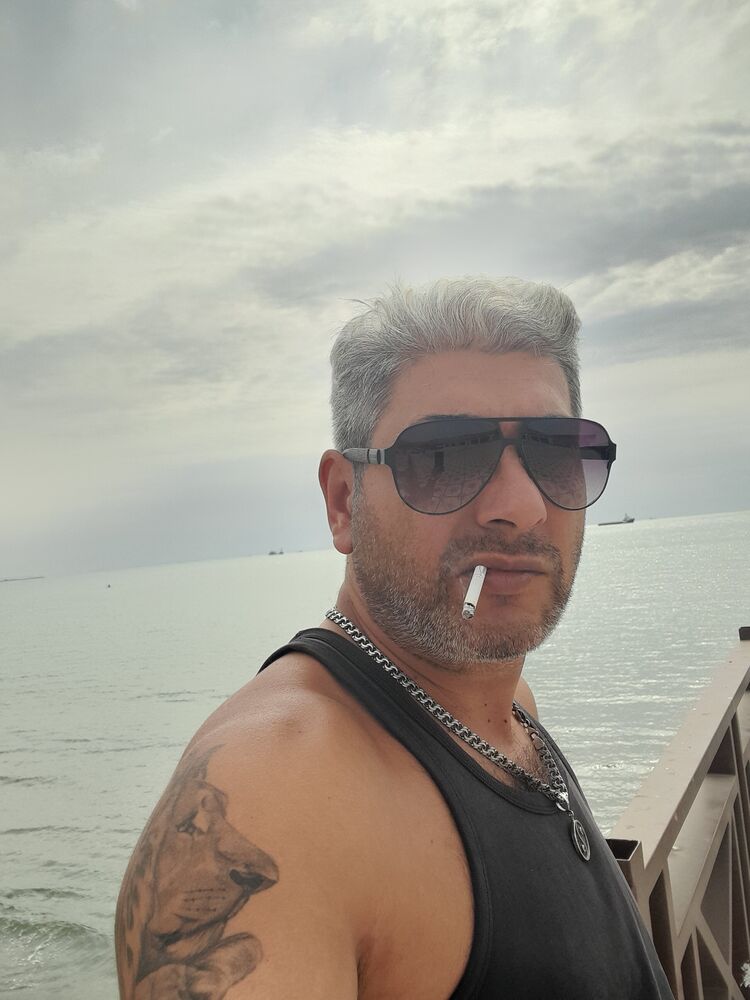 22775442  Farid, 45 ,    