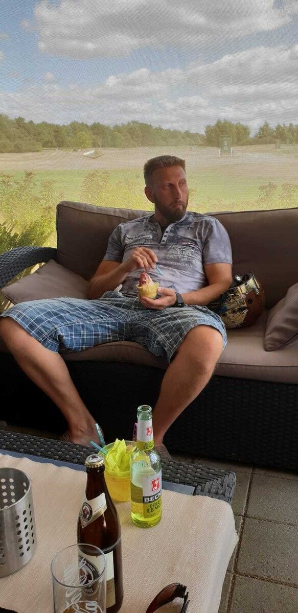  ,   Dimka, 47 ,  