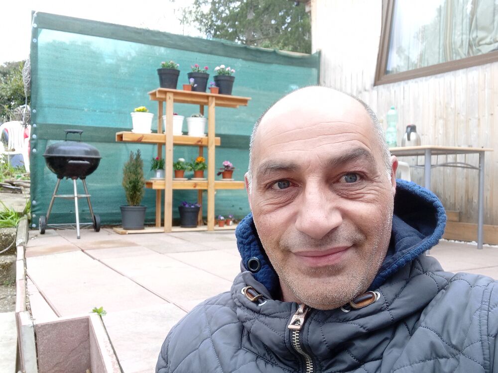  42259242  , 51 ,    Denkendorf
