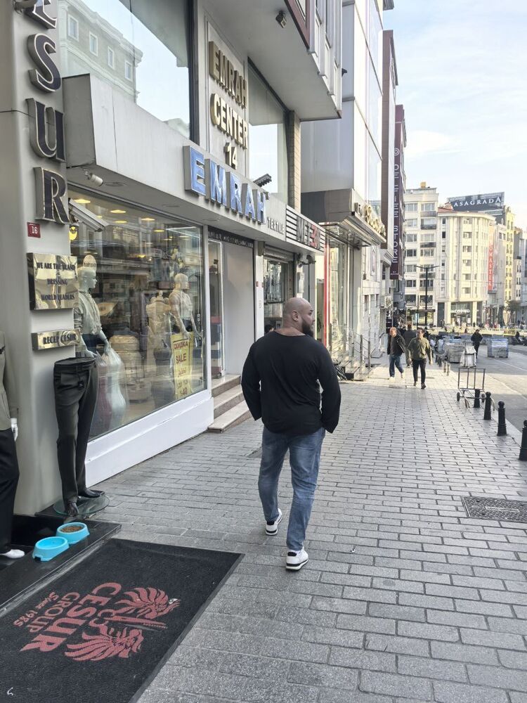  54332272  Baha, 41 ,    