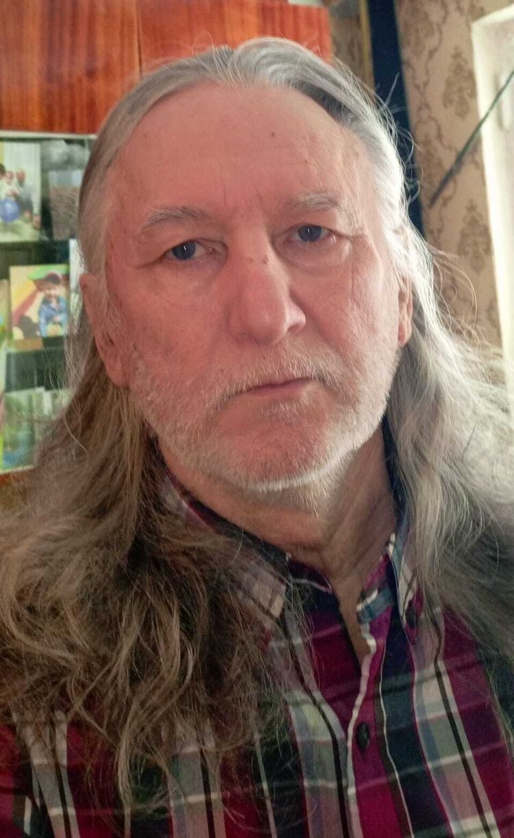  53160722  Alexander, 74 ,    