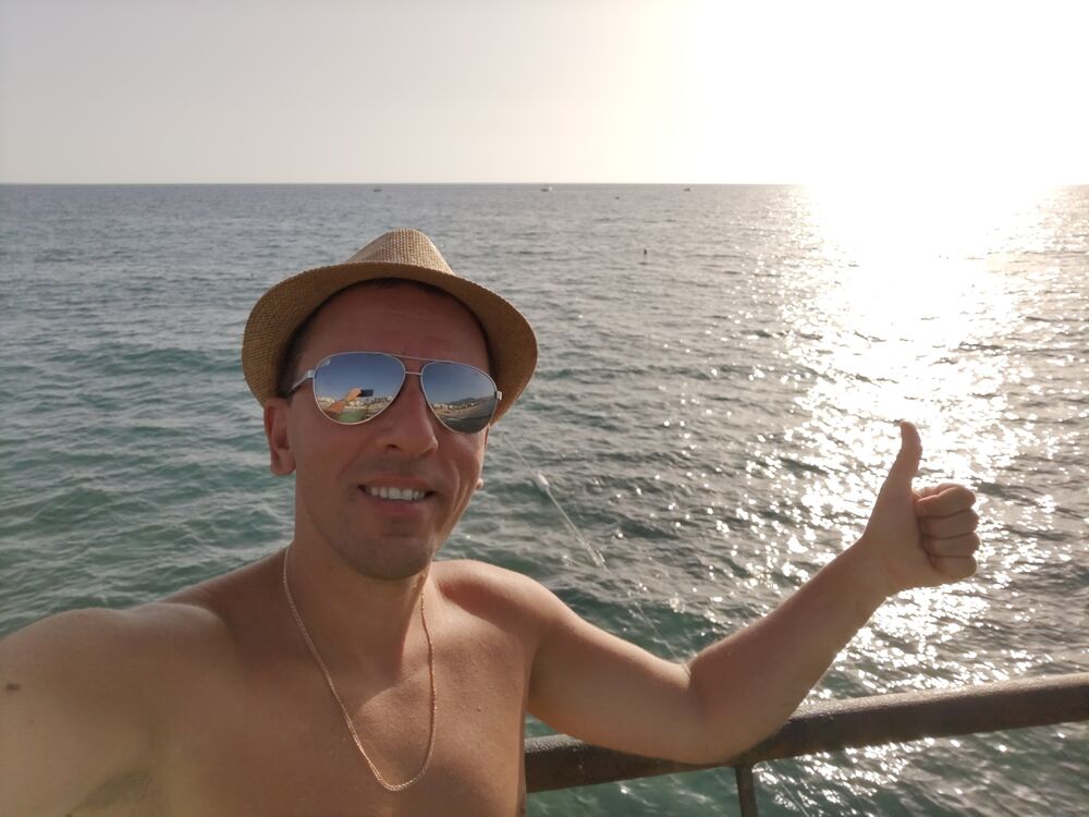  ,   Stanislav, 37 ,   ,   