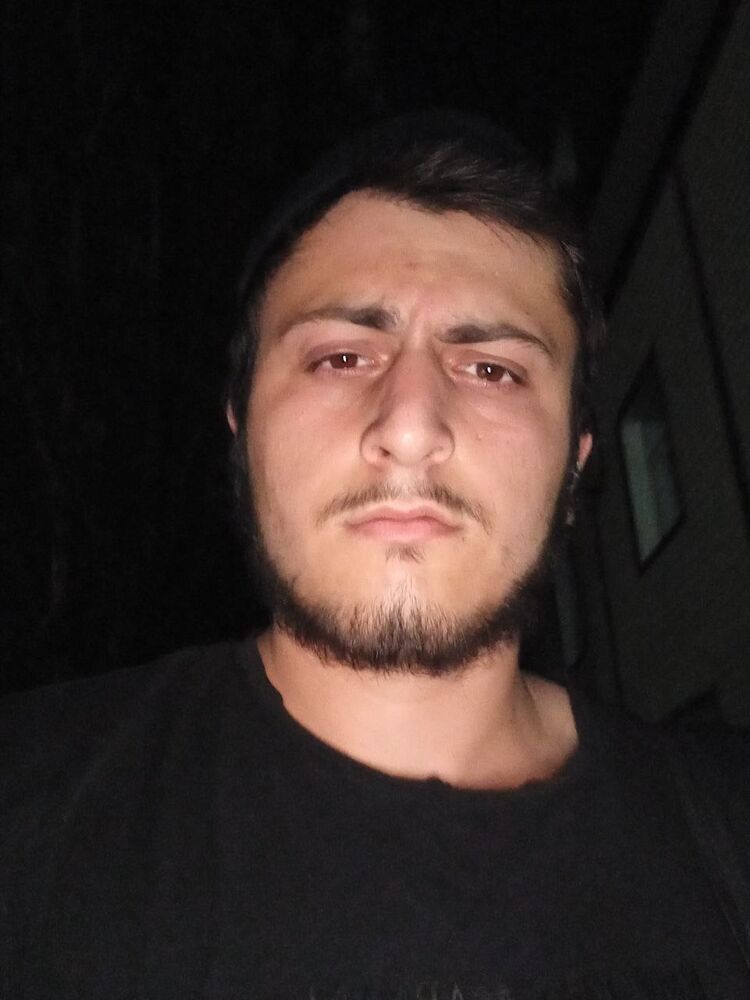  54544472  Nurislam, 20 ,     