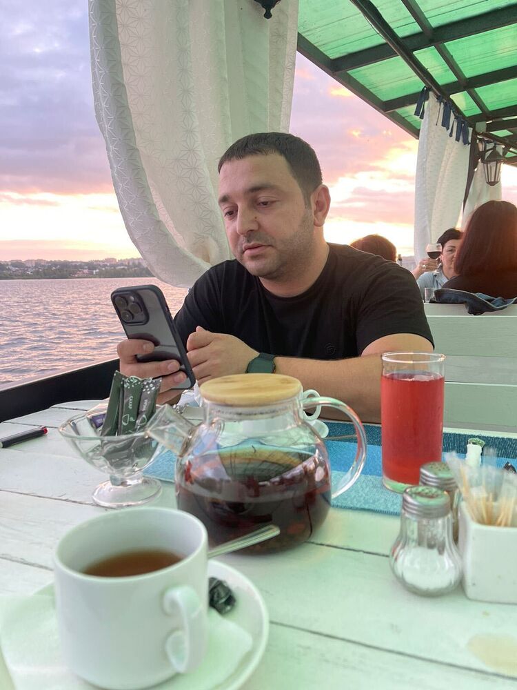  ,   Sardar, 33 ,   ,   