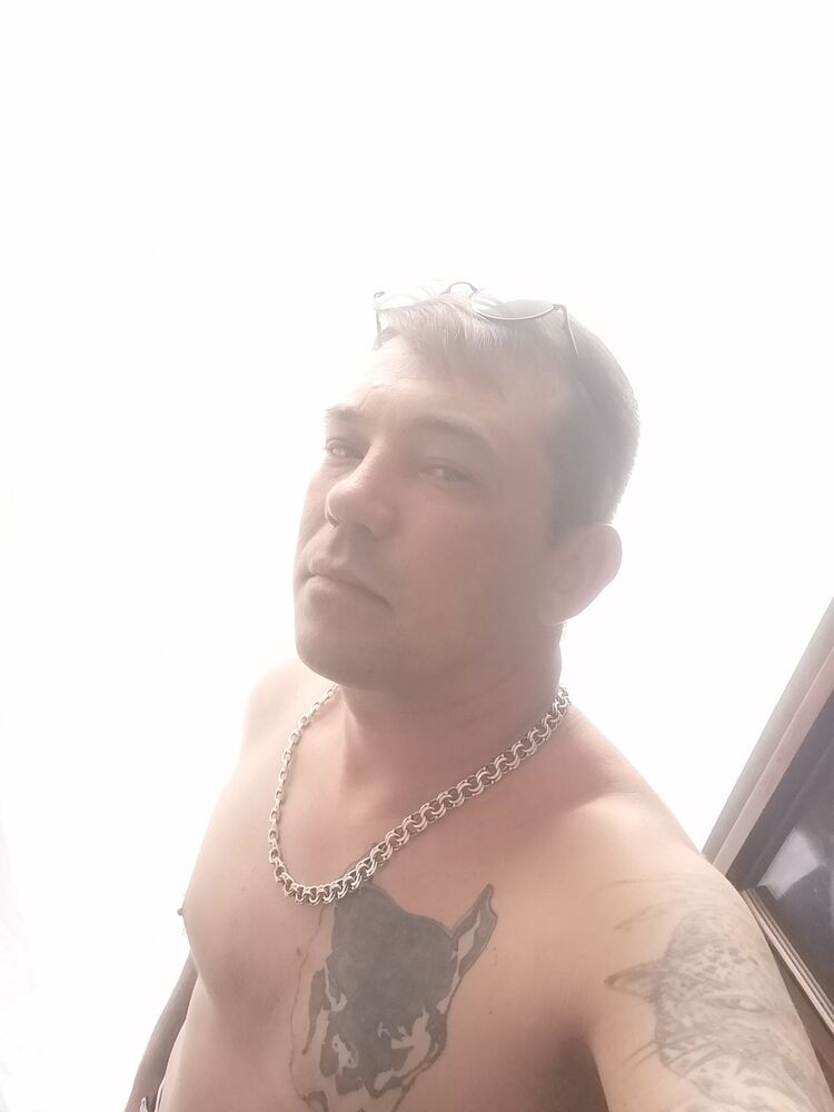 46891892  Zet, 35 ,    