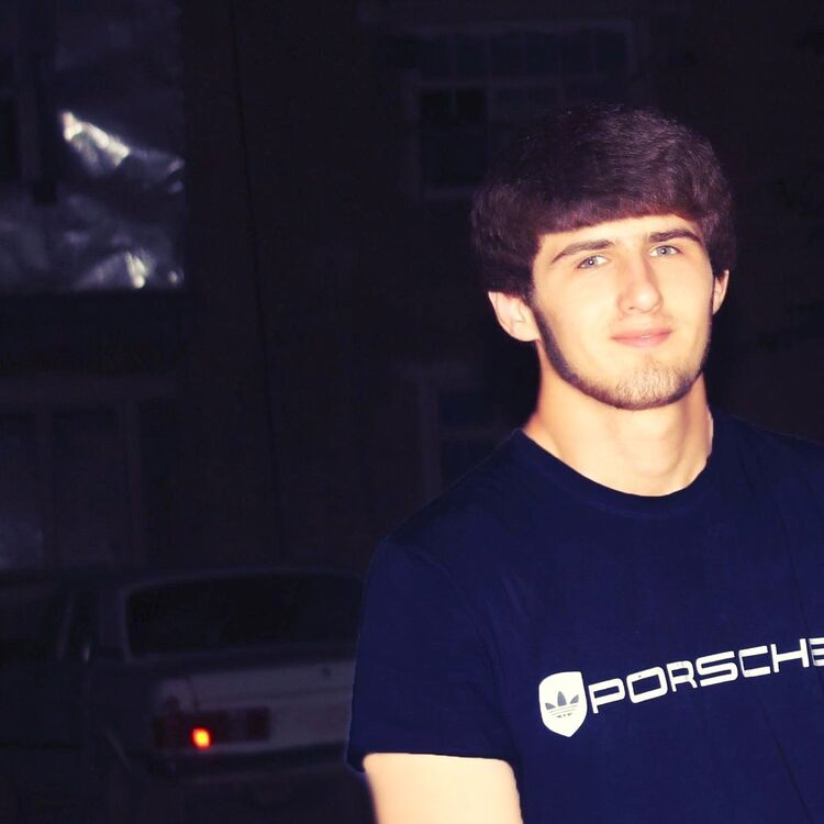  10850312  Ruslan, 33 ,    