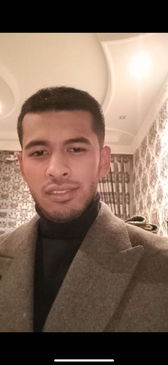  53581612  Islom, 29 ,    