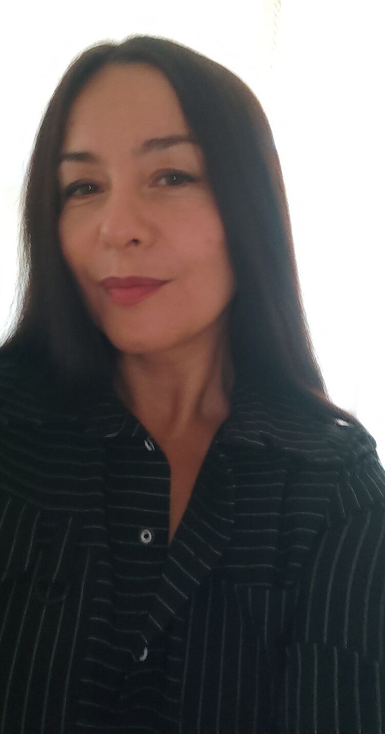  ,   Veranika, 46 ,   ,   