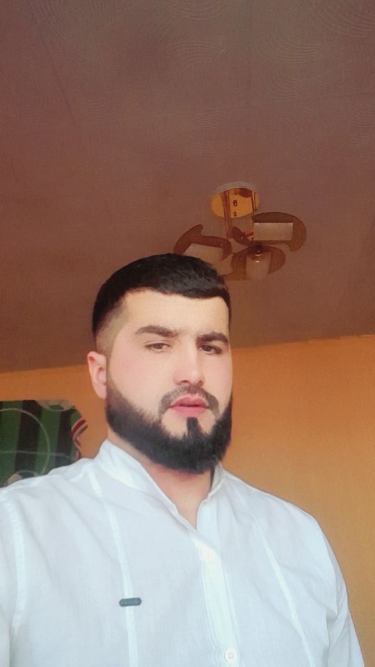  43640082  Bakhriddin, 30 ,    