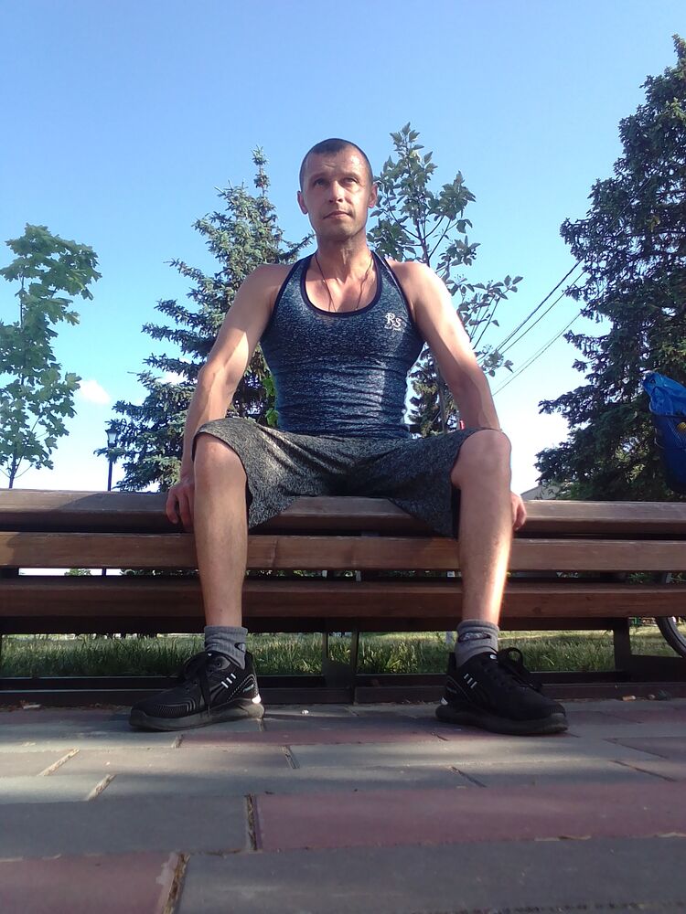  --,   , 32 ,     , c 