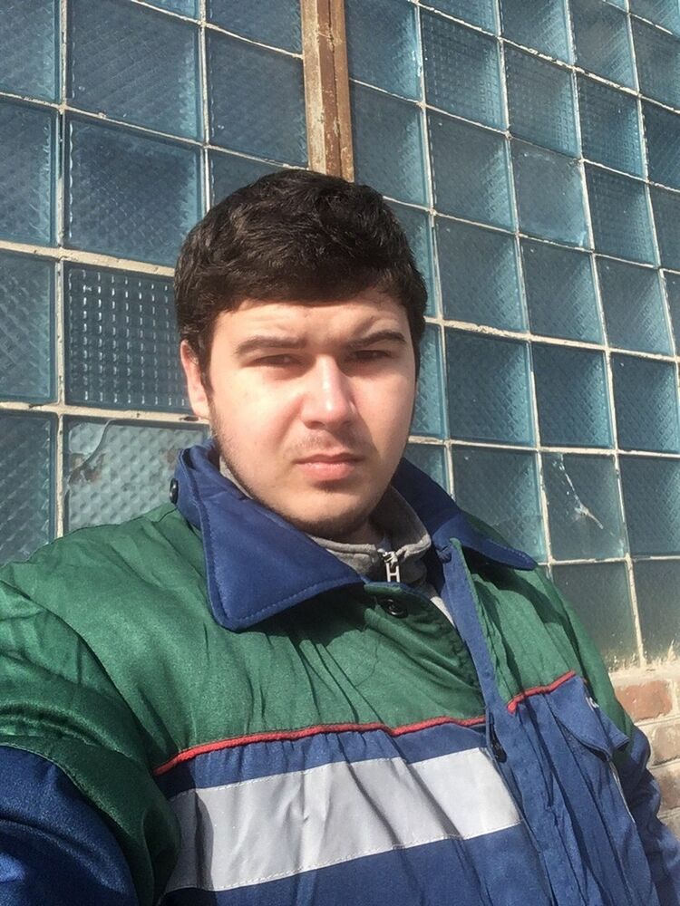  18680242  , 25 ,    --