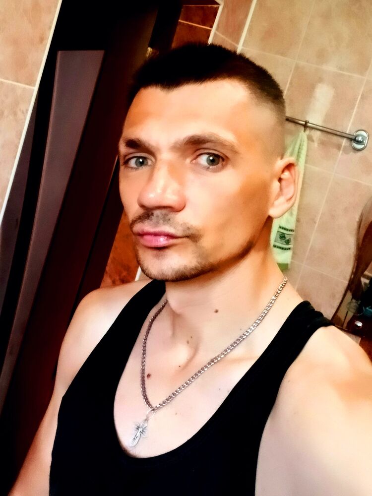  46927592  , 100 ,    
