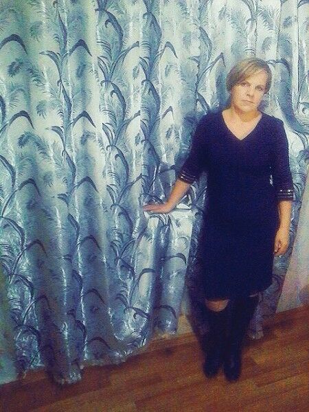  8367362  Elena, 52 ,    