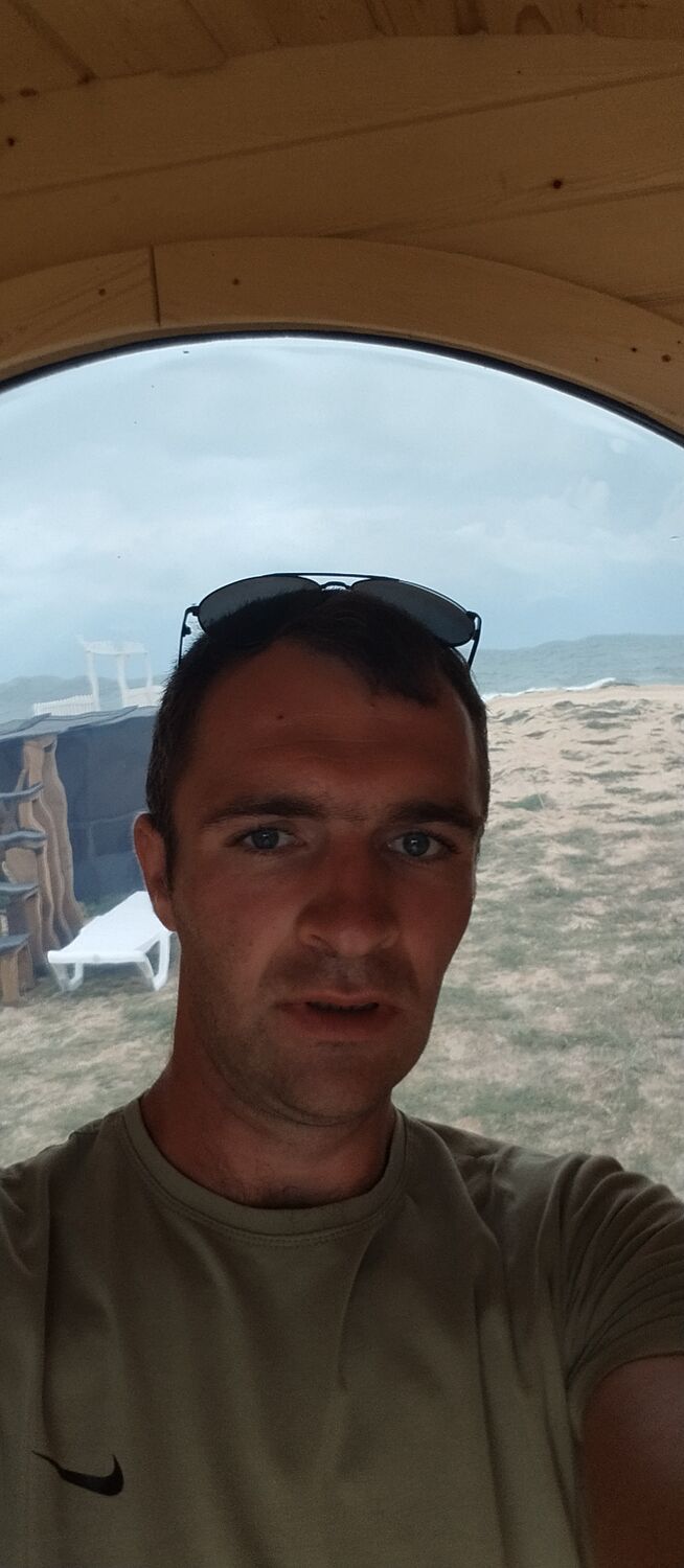  ,   Nikolay, 32 ,   ,   