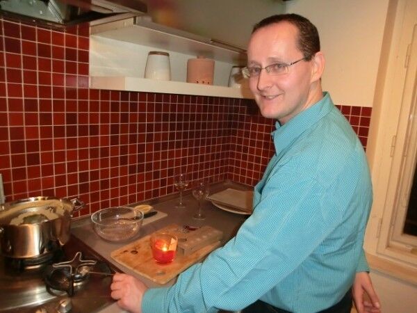  13020382  Ivan, 57 ,    