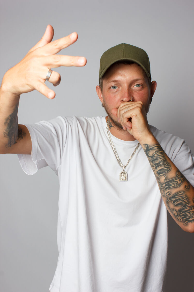 ���������� ������, ���� ������� Akeru, 37 ���, ������������ ��� ������, ����� � ���������, c�������� ���������