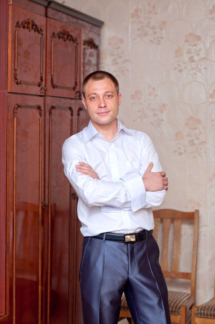  ,   Taras, 42 ,   ,   , c 