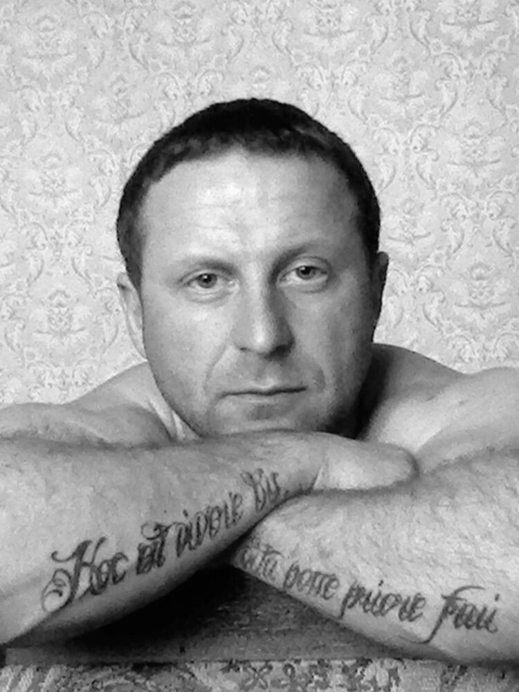  8665832  Dmitry, 45 ,    