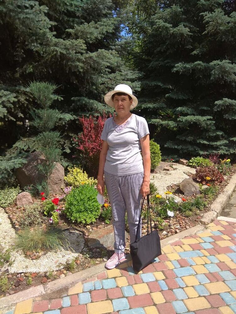  20215472  Sveta, 72 ,    