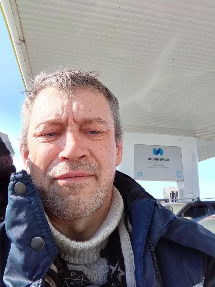  44132662  , 54 ,    