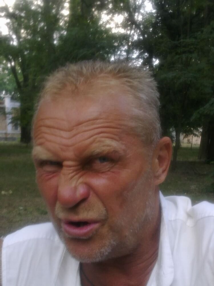  ,   Assfack, 76 ,     , c 