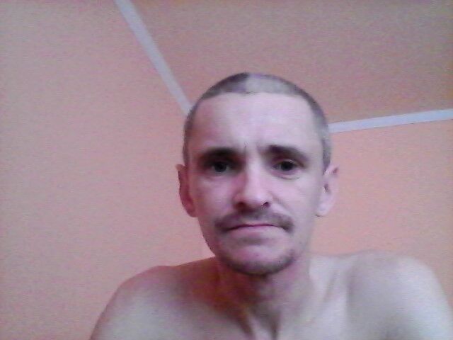  7948582  Sas, 45 ,    
