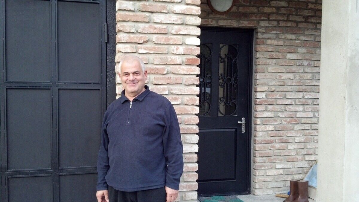  ,   Ramaz, 61 ,  