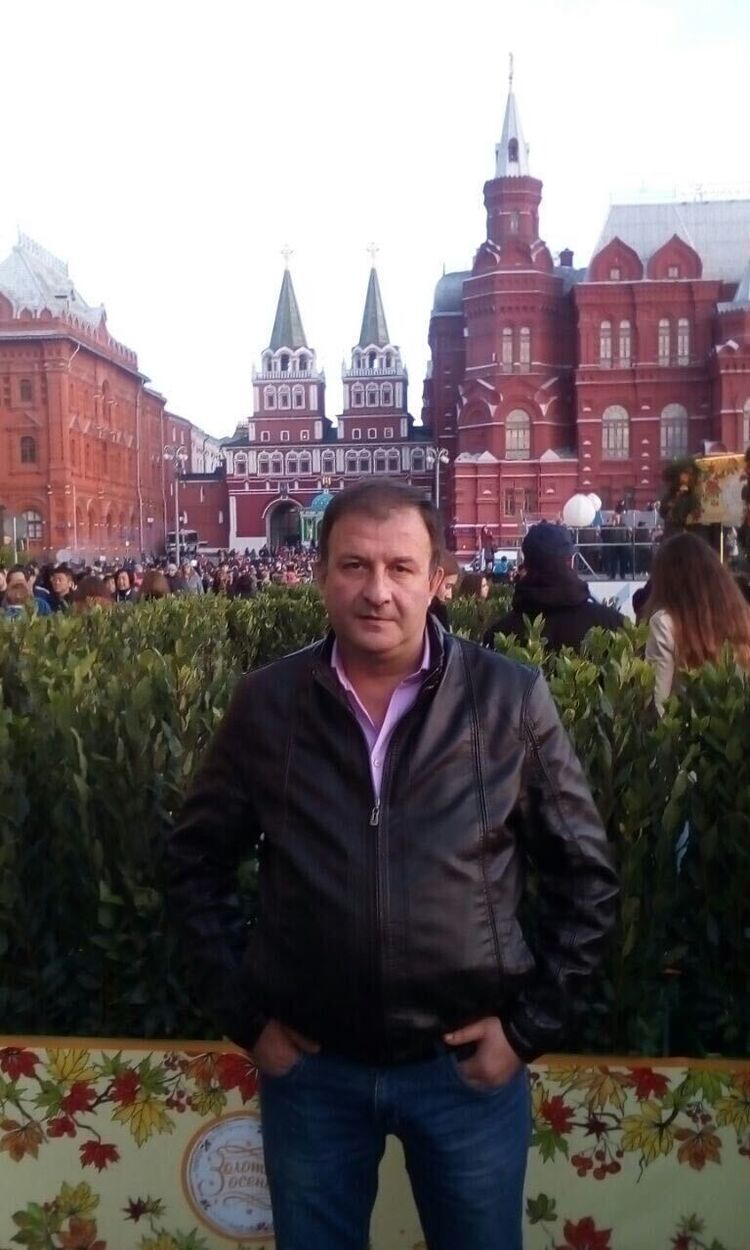  ,   Misha, 52 ,   ,   