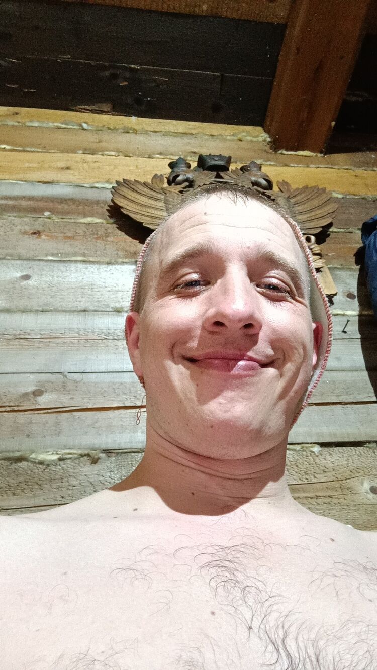  44827152  , 33 ,    