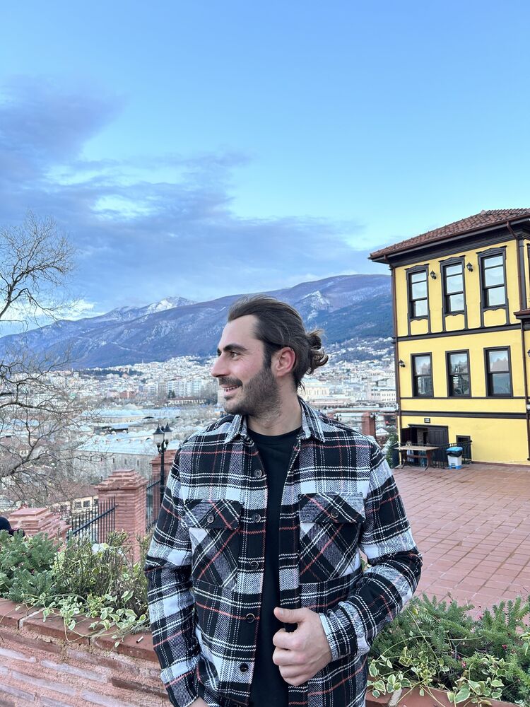  ,   Onur, 29 ,   ,   