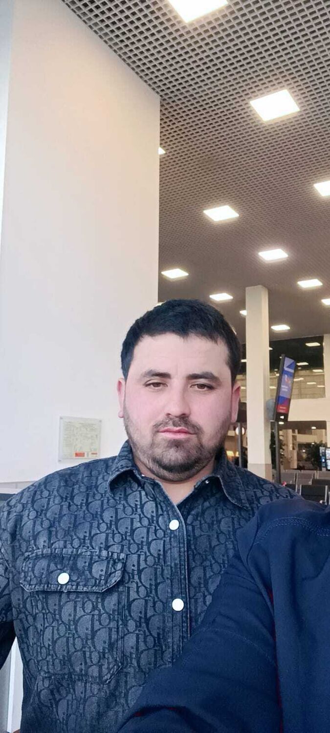  52296232  Abdullo, 25 ,    