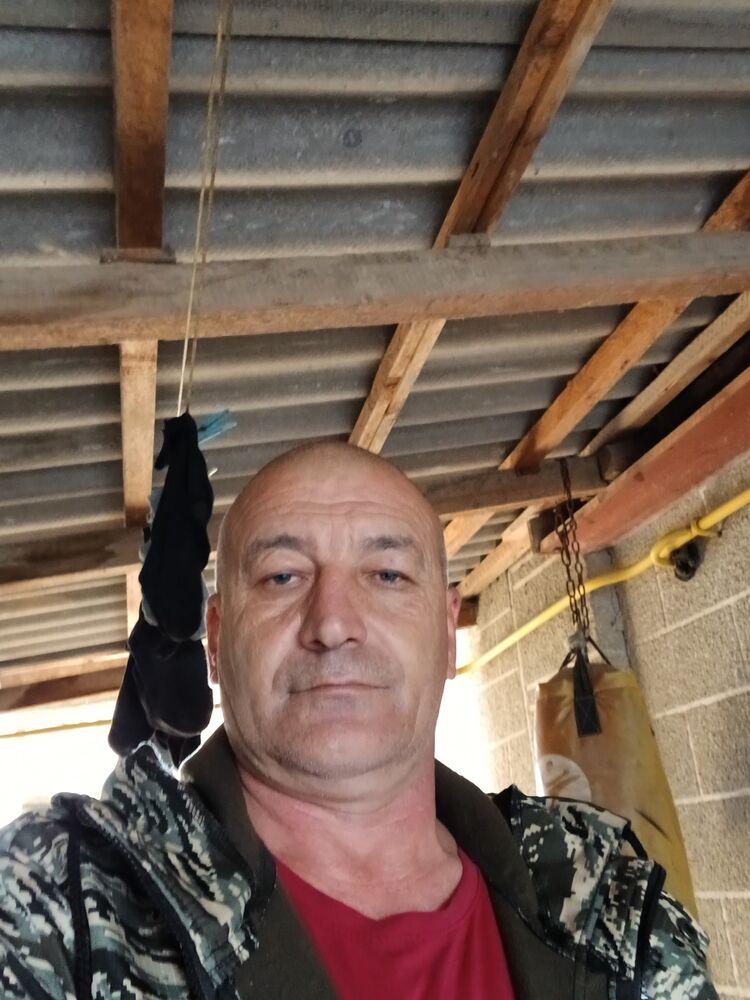  38637292  , 50 ,    