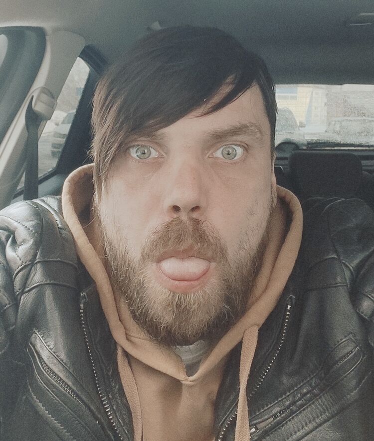  25628932  Vladimir, 40 ,    