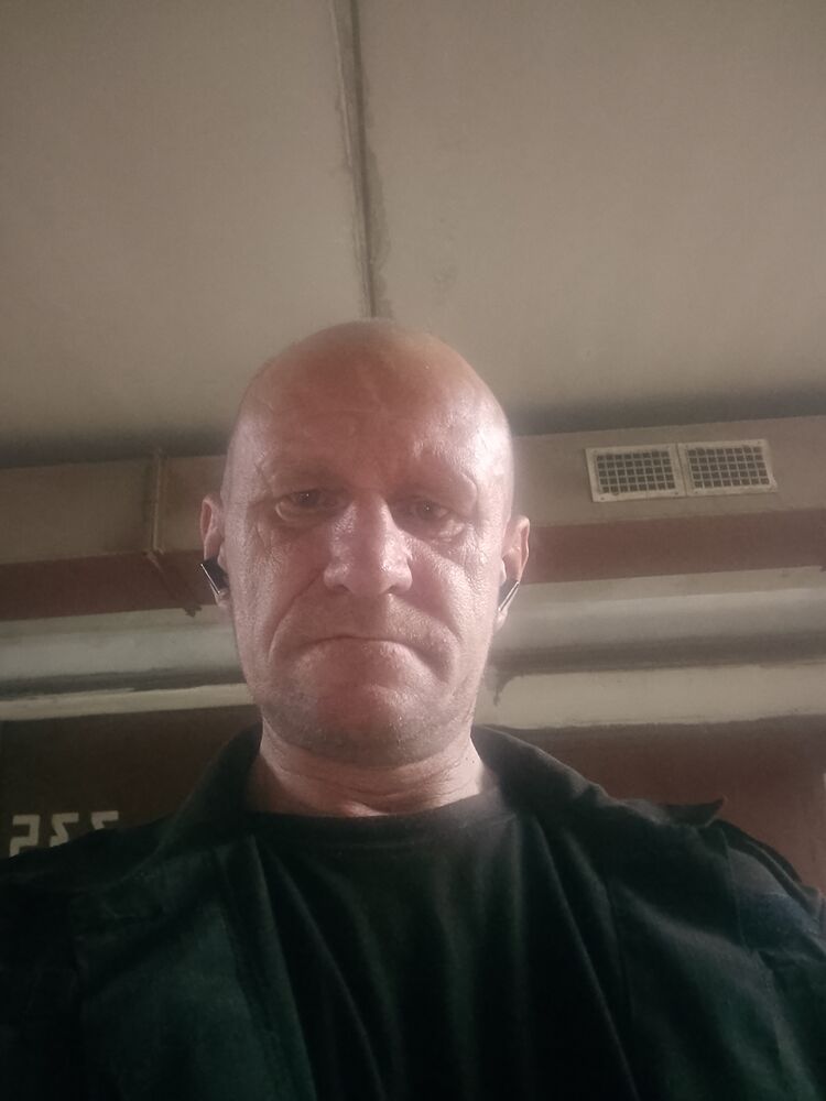  52351952  , 48 ,    