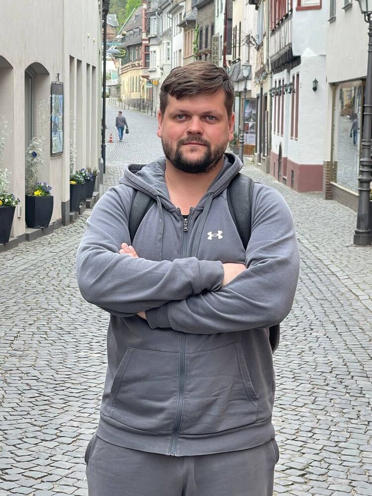  ,   Vladimir, 36 ,   ,   , c , 