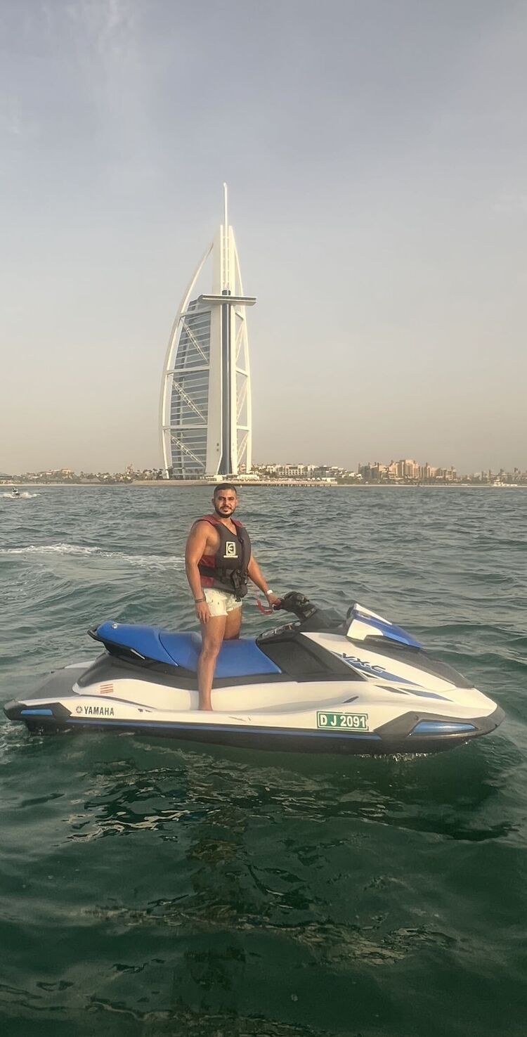  ,   Hamad, 29 ,   ,   