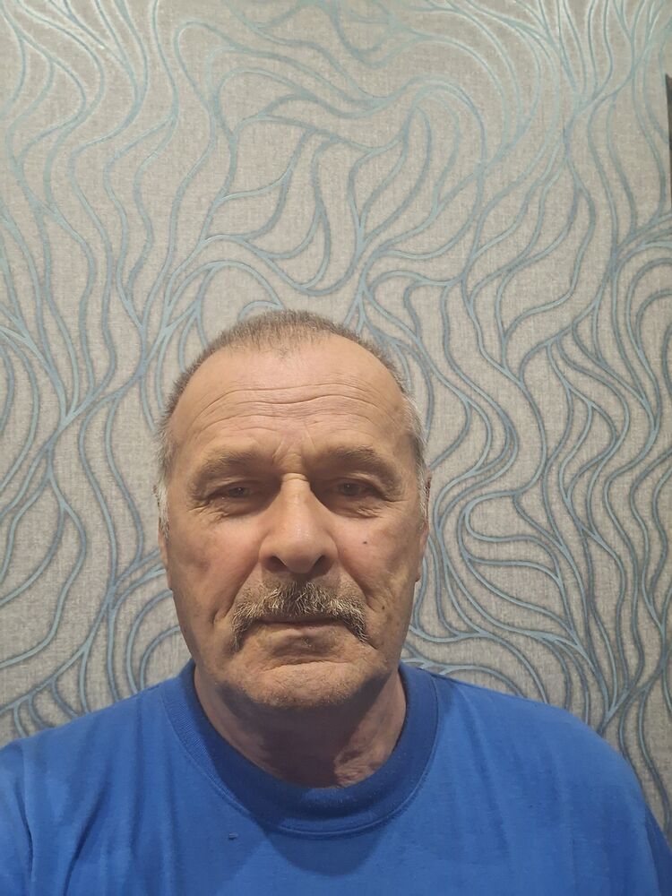  53825712  Boris, 72 ,    --