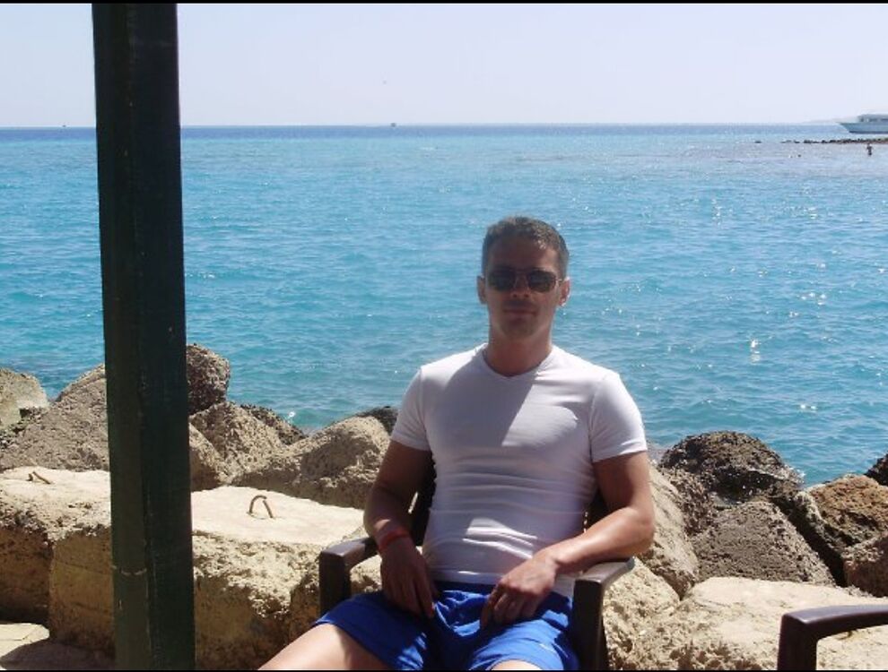  52007292  Even, 47 ,    