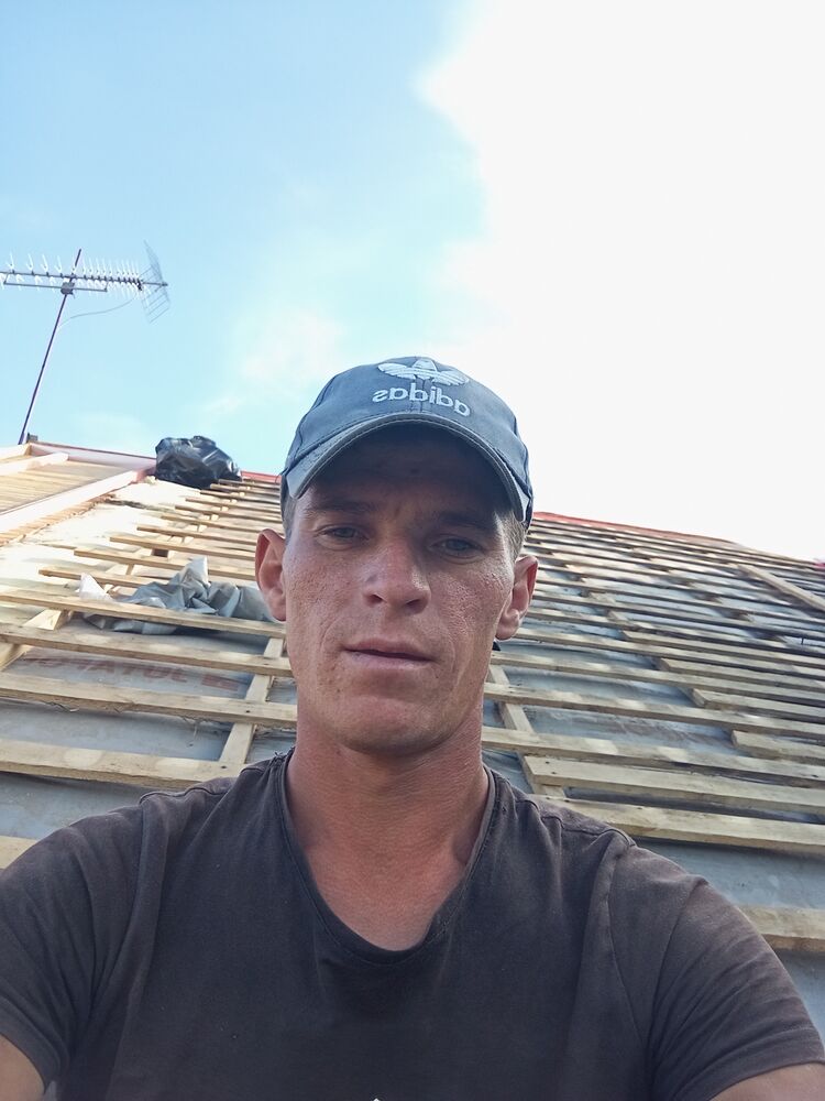  47202852  , 28 ,    