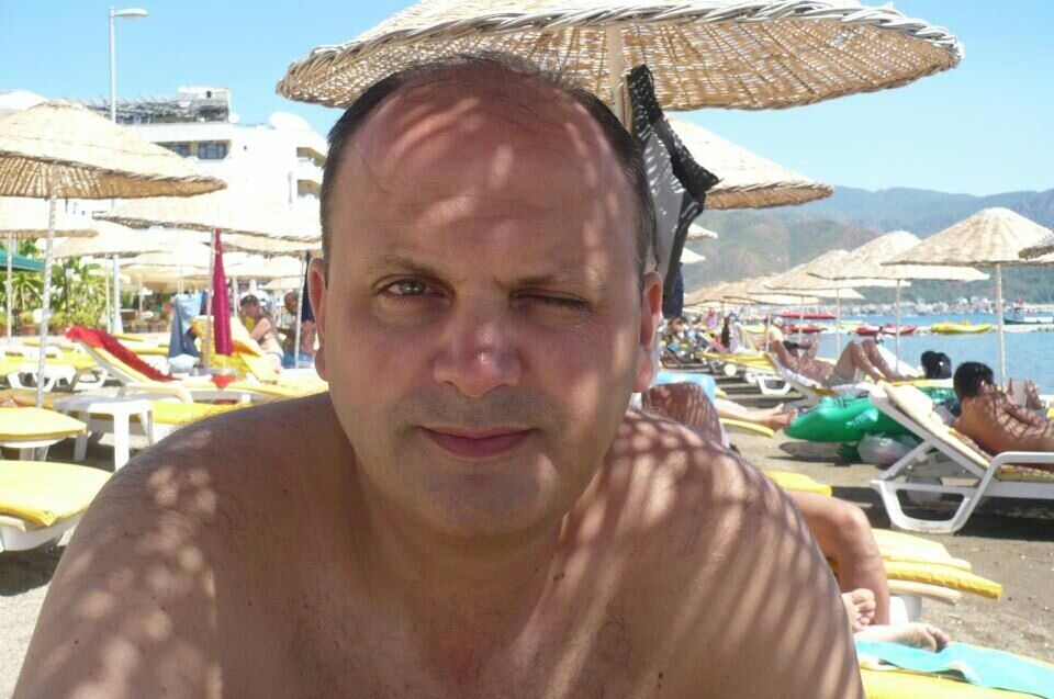  41835042  ALEX, 48 ,    