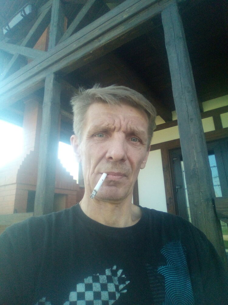  18075212  , 58 ,    